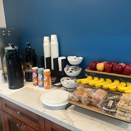 Super 8 By Wyndham Oceanside Downtown 호텔 외부 사진