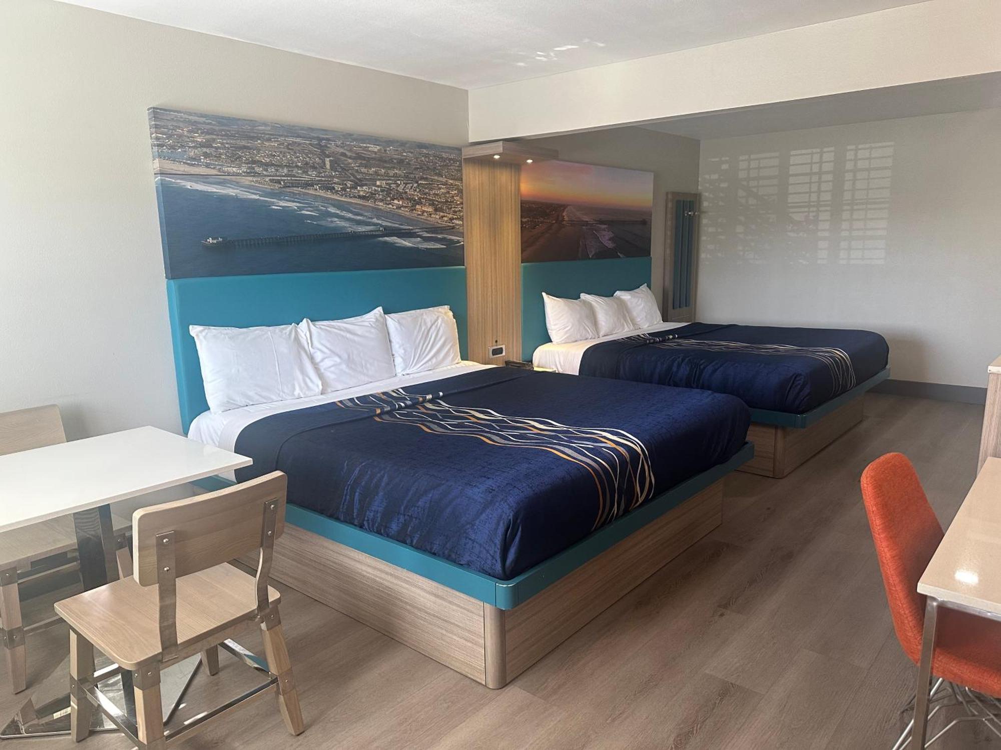 Super 8 By Wyndham Oceanside Downtown 호텔 외부 사진